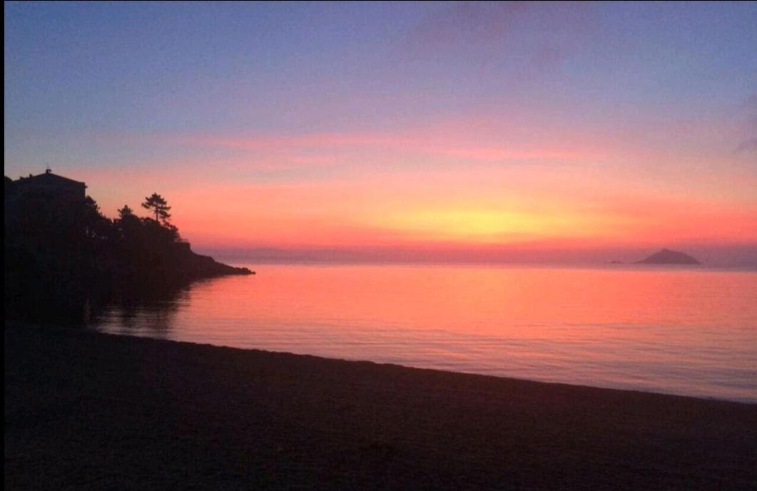 Cavo Beach 4 Luaran gambar