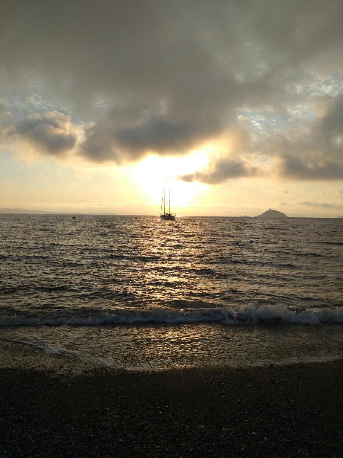 Cavo Beach 4 Luaran gambar